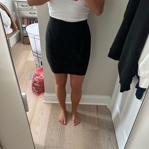 Guess skirt